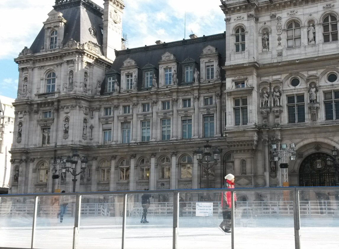 The ice skating rink outside the Hotel de Ville in Paris - my tips for vising Paris with a toddler