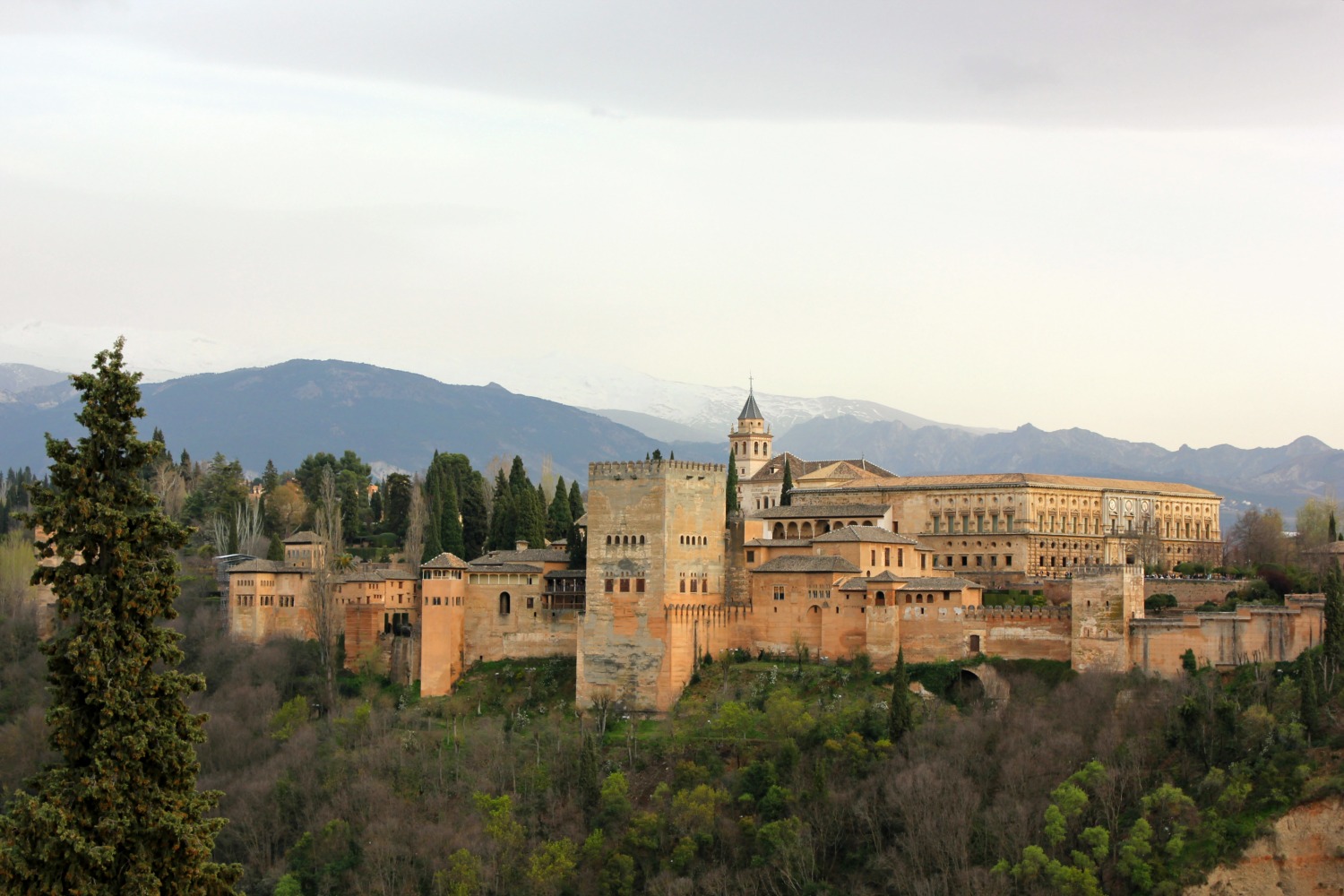 The Alhambra and Sierra Nevada mountains from Mirador San Nicolas - Granada in pictures: my photos of Granada, Spain