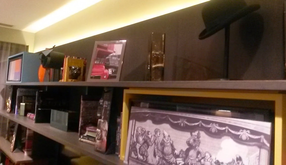 Photo frames decorating the lobby lounge at the Mercure London Bridge hotel - my review