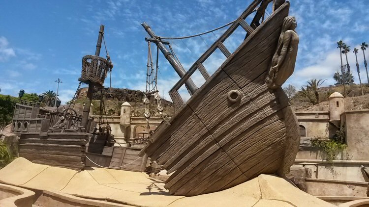 The Pirate ship play area at Aqualand Gran Canaria - my review of a day at the water park in Maspalomas with kids