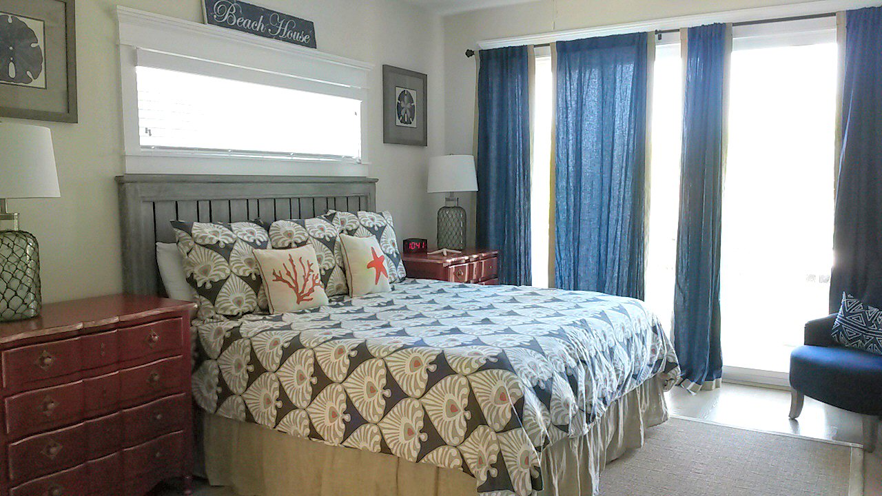 Fish themed bedlinen in one of the bedrooms of our holiday home, Anna Maria Island - Serenity Beach