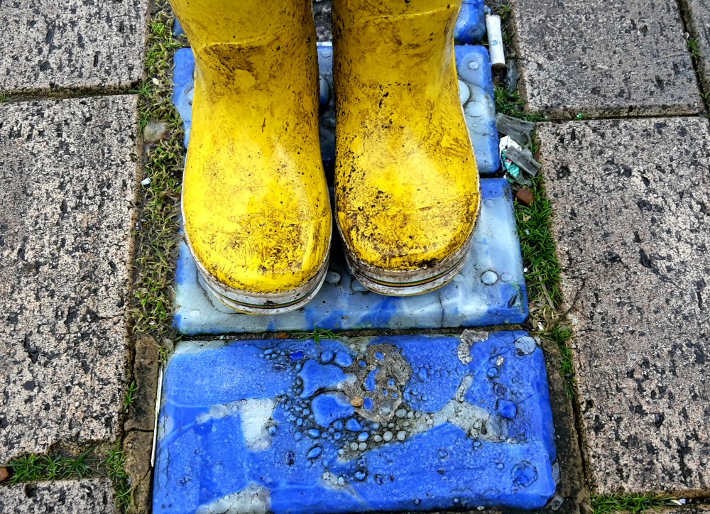 Muddy wellies, messy eaters and tired parents all welcome at Holiday Inn - our review of Holiday Inn Brighton Seafront, testing the #yourewelcome promise