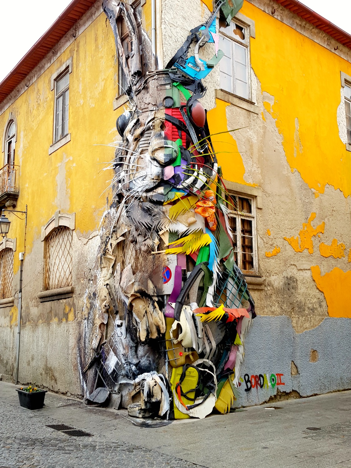 Rabbit street art in Vila Nova de Gaia - one of the more unusual things to see in Porto with kids