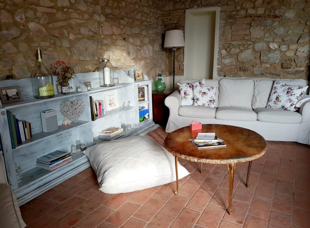 The corner of the living room at Villa Le Capanne near Volterra in Tuscany - my review of the perfect big family villa in Tuscany, Italy