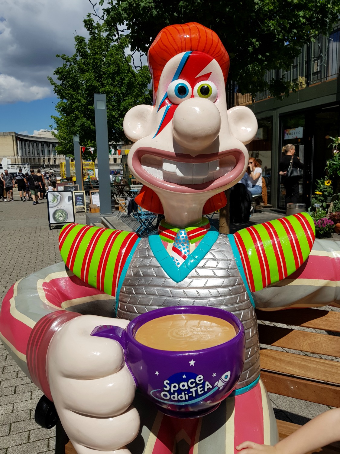 Space Oddi-tea: Wallace in David Bowie make-up - following the Gromit Unleashed 2 trail in Bristol, our review