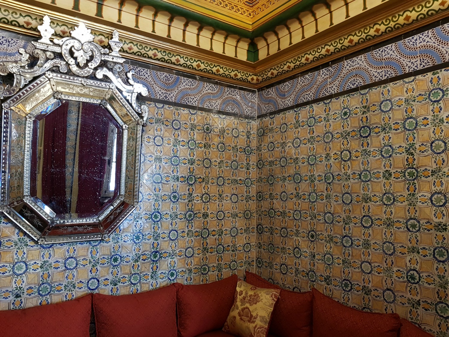 Close-up of the blue and white tiles above the seating area in Kheireddin Pacha grand historic suite at Palais Bayram, - my review of the boutique hotel in Tunis