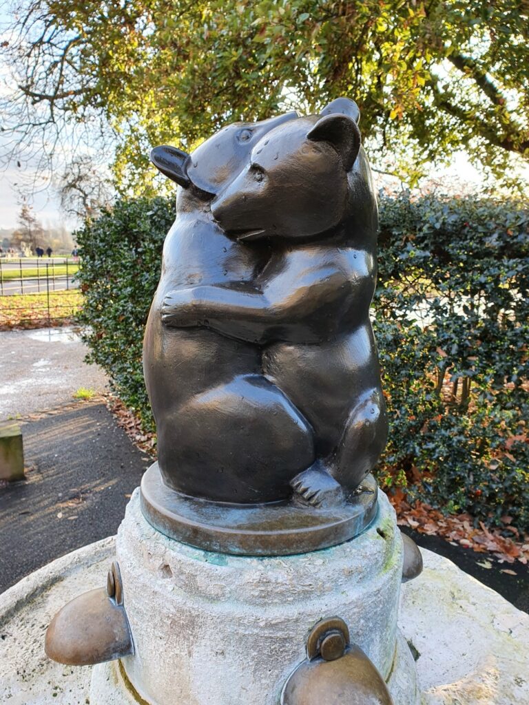 The bear drinking fountain in Kensington Gardens