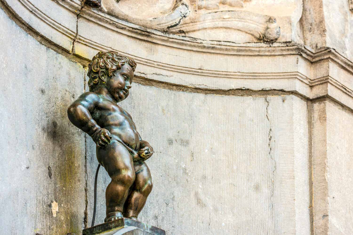 The famous Manneken Pis statue in Brussels - and my other top things to do in Brussels with kids